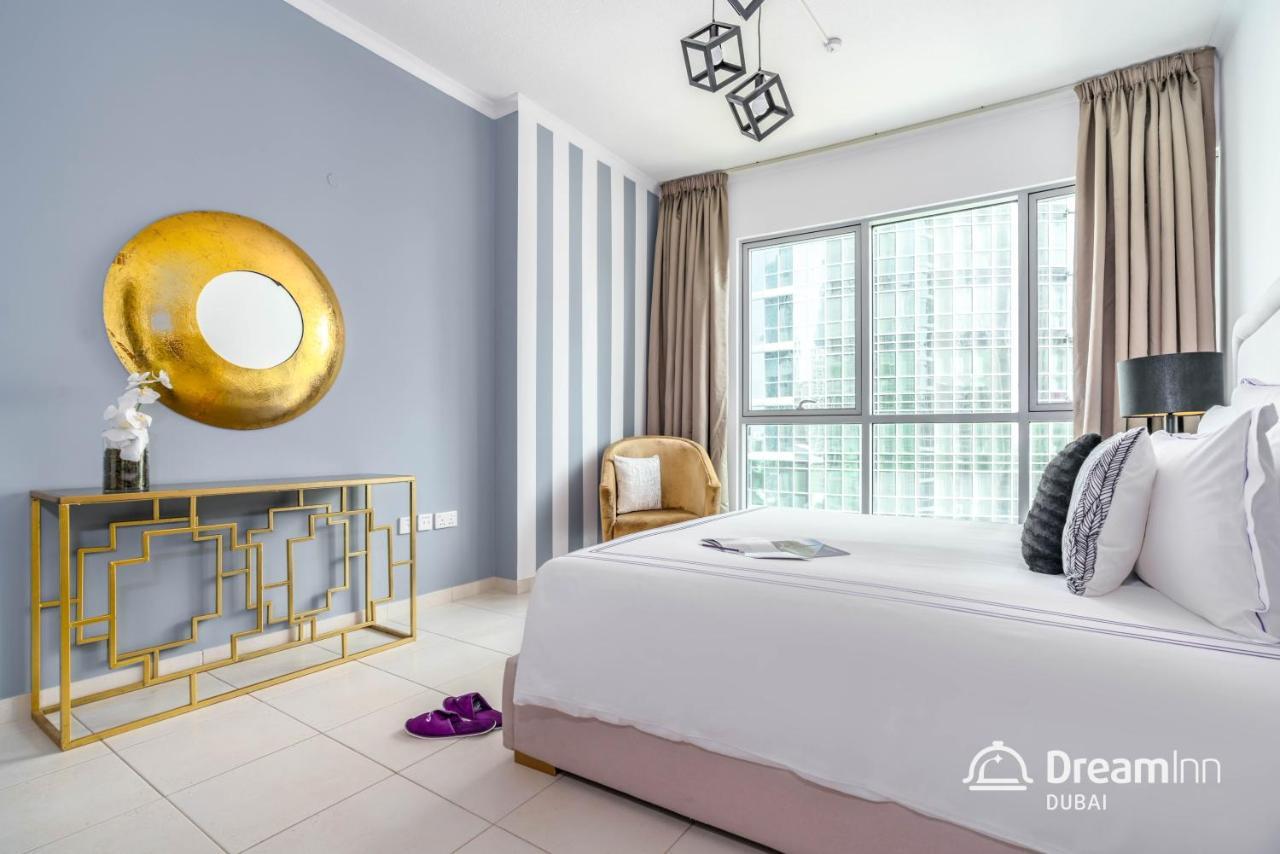 Dream Inn Apartments - Burj Residence With Fountain View Дубай Екстериор снимка