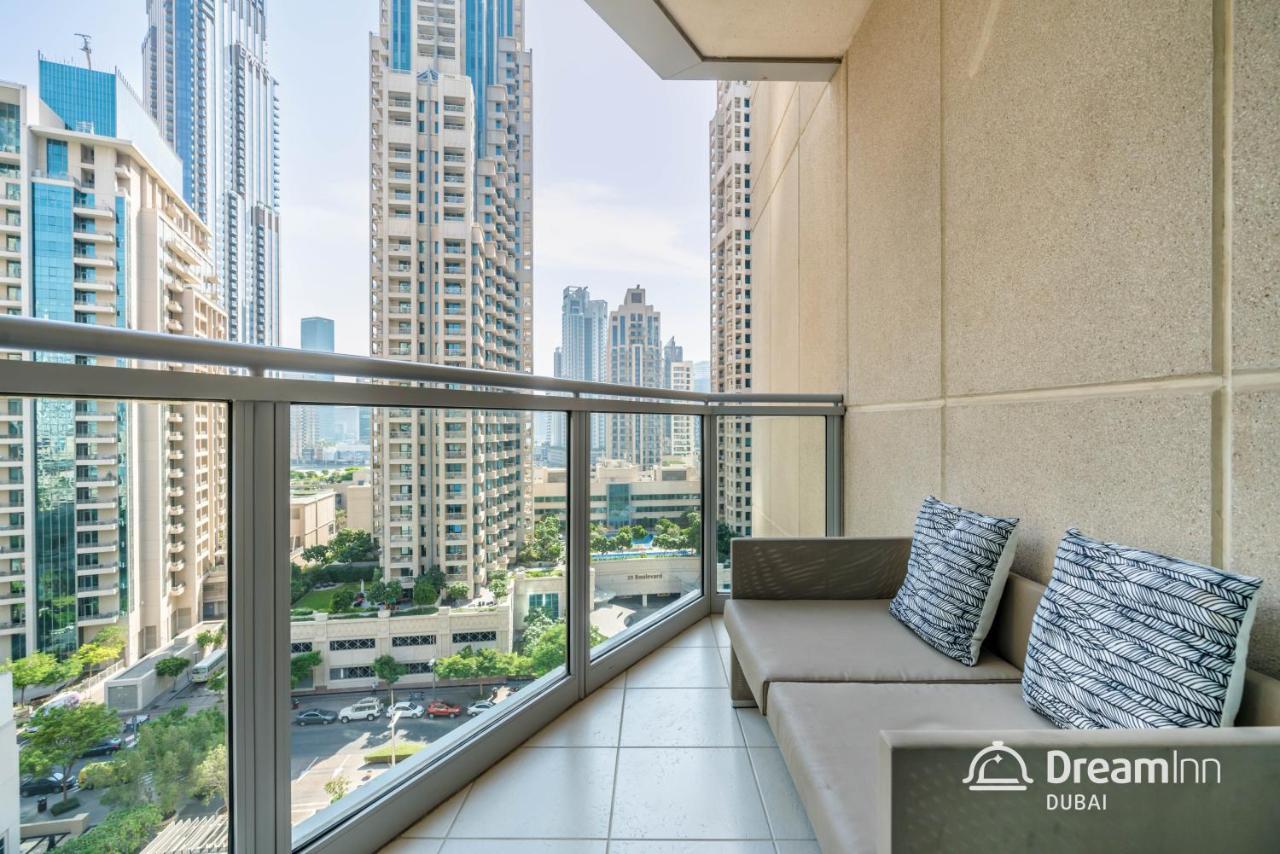 Dream Inn Apartments - Burj Residence With Fountain View Дубай Екстериор снимка